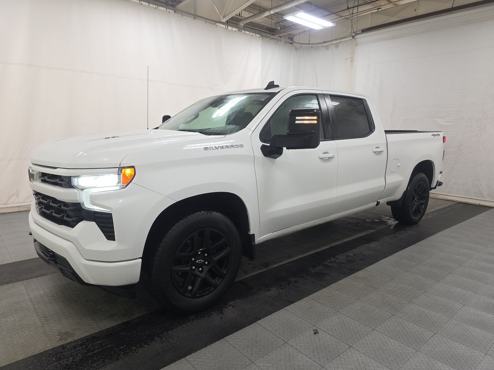 2022 Chevrolet Silverado 1500 RST AWD