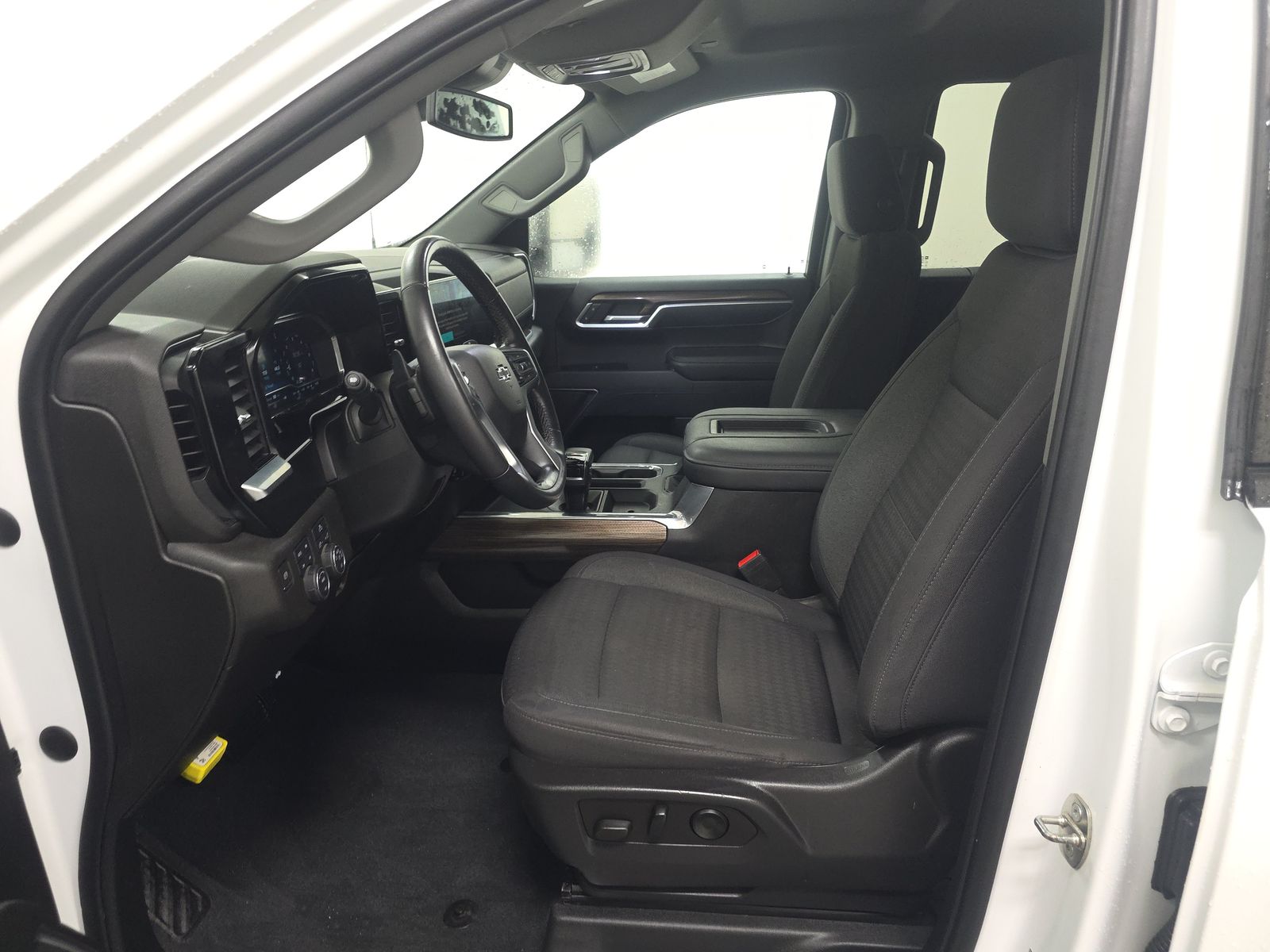 2022 Chevrolet Silverado 1500 RST AWD