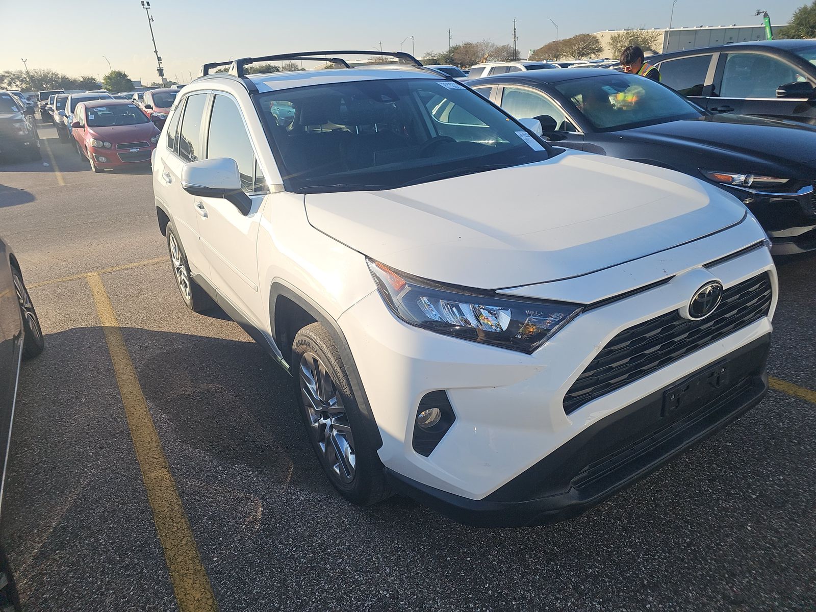 2020 Toyota RAV4 XLE Premium FWD
