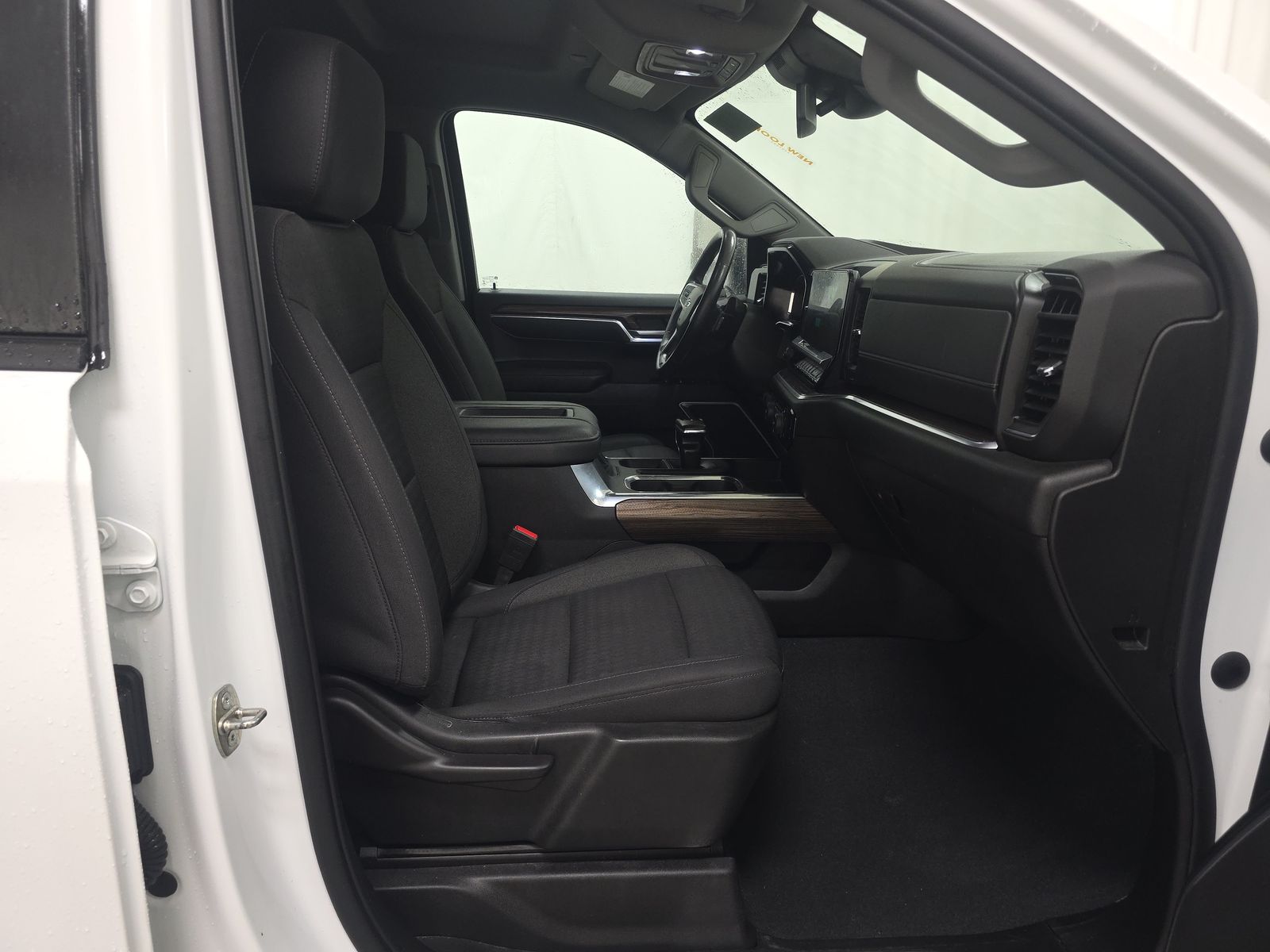 2022 Chevrolet Silverado 1500 RST AWD