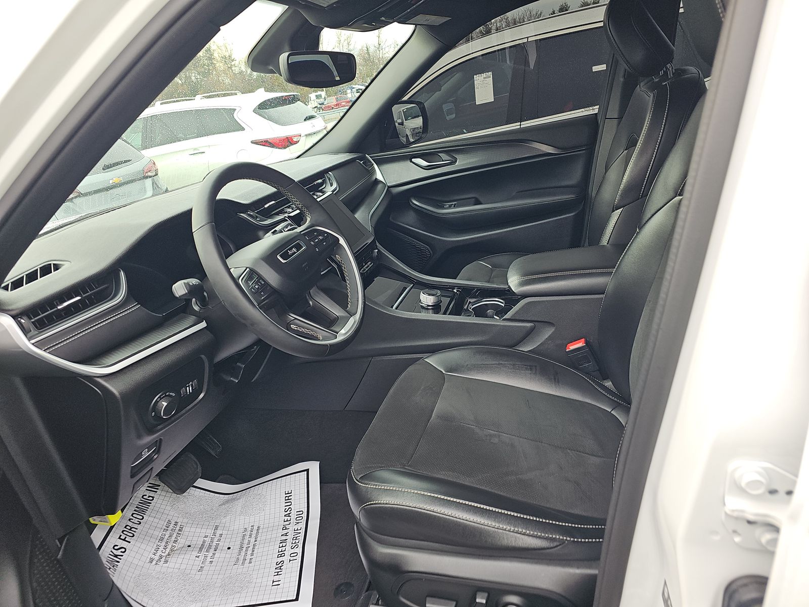 2024 Jeep Grand Cherokee Altitude AWD