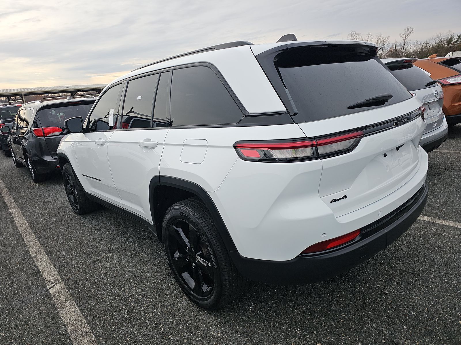 2024 Jeep Grand Cherokee Altitude AWD