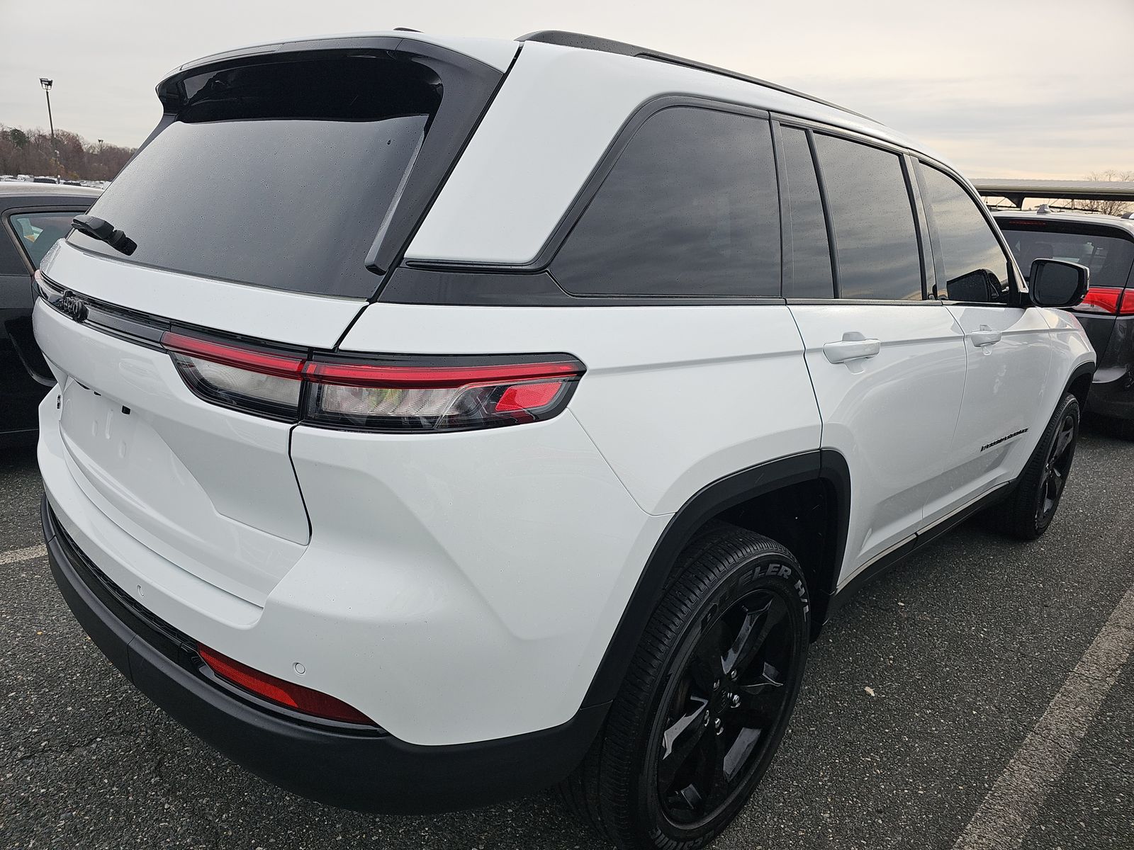 2024 Jeep Grand Cherokee Altitude AWD