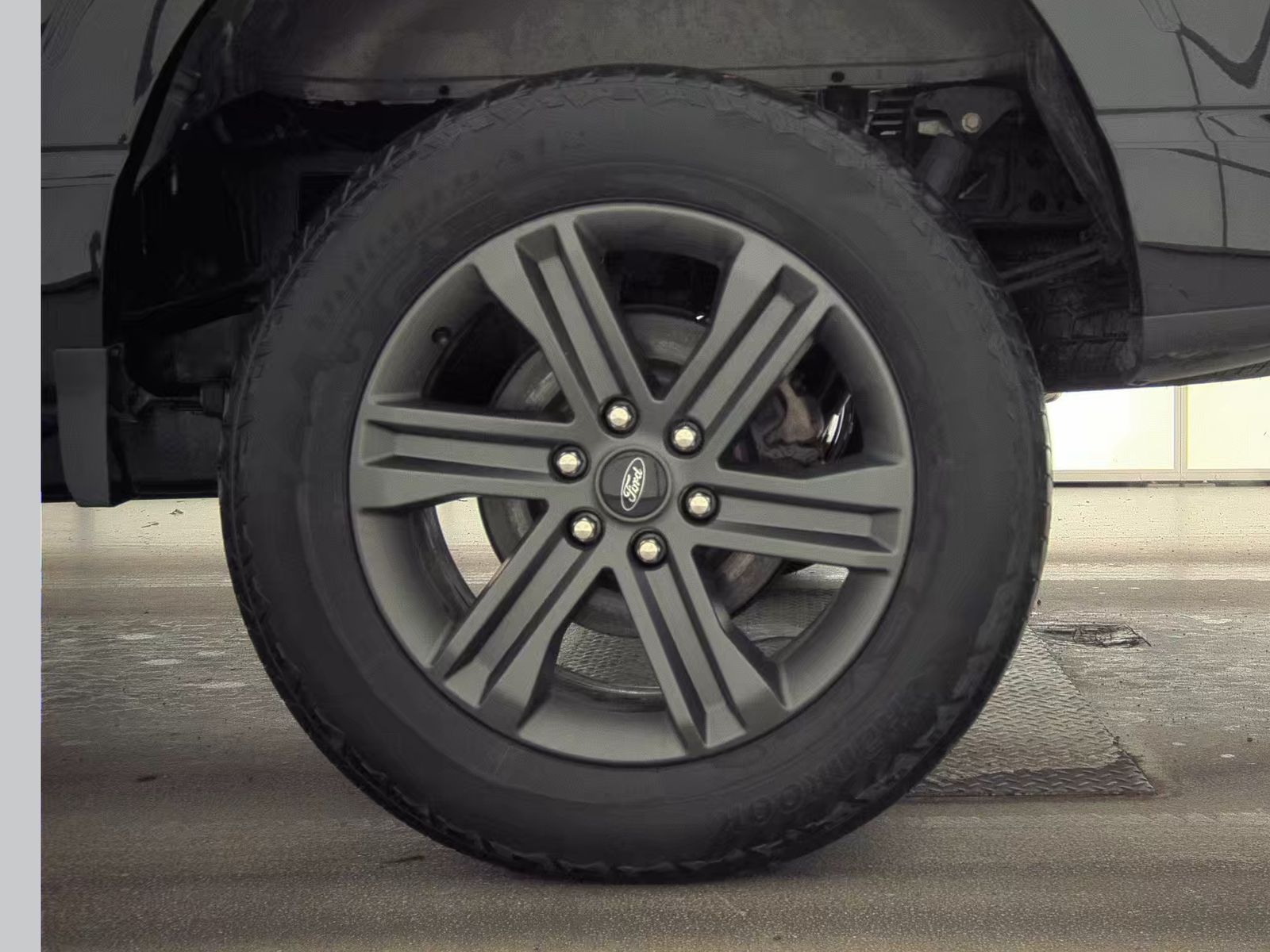 2023 Ford F-150 Hybrid Lariat AWD