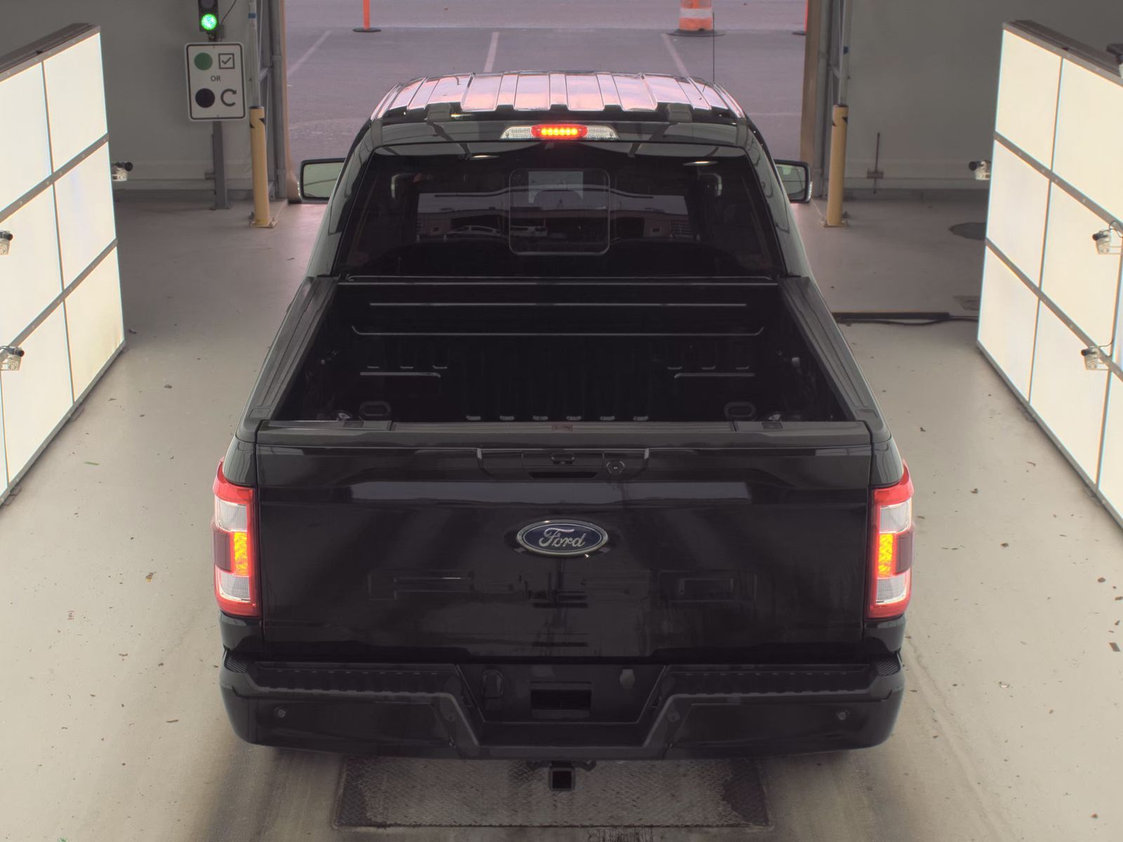 2023 Ford F-150 Hybrid Lariat AWD