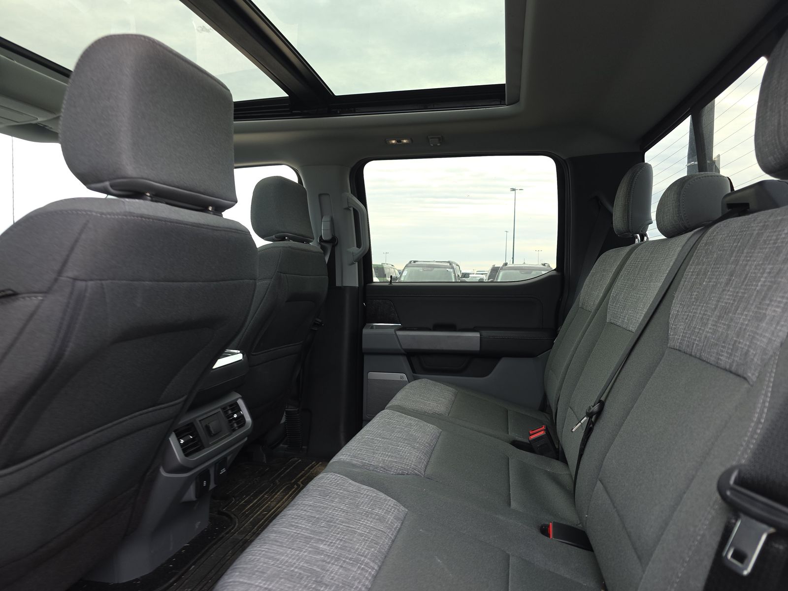 2022 Ford F-150 XLT AWD