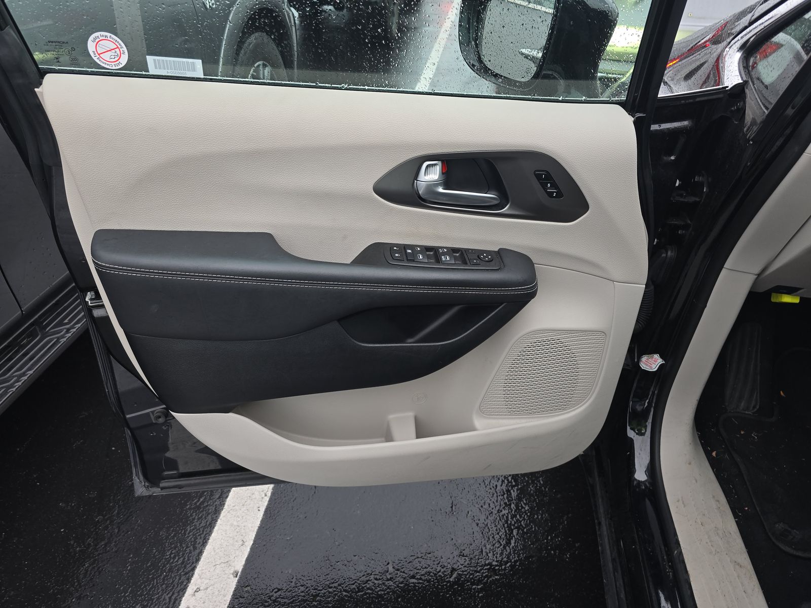 2024 Chrysler Pacifica Touring L FWD