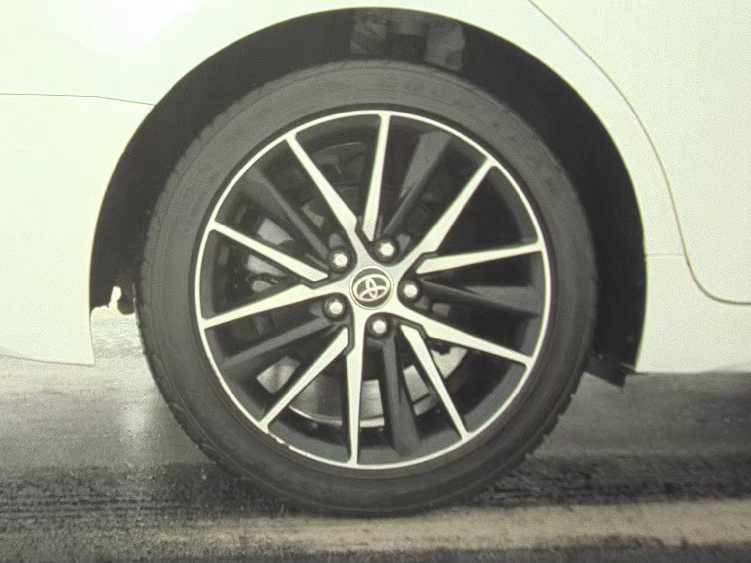 2023 Toyota Camry SE FWD