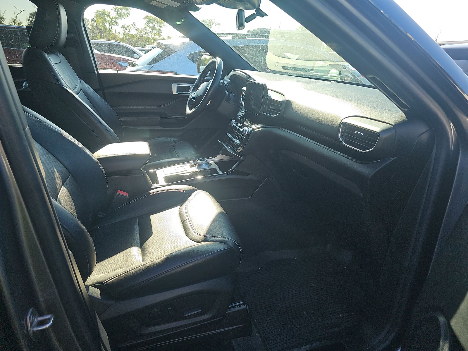 2022 Ford Explorer ST FWD