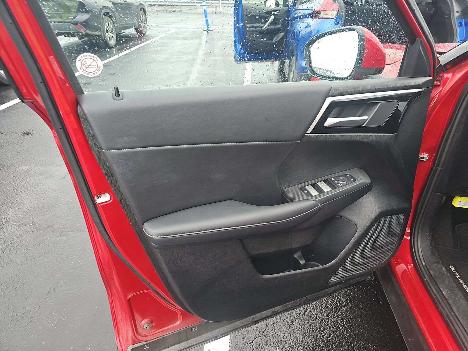 2024 Mitsubishi Outlander SE FWD