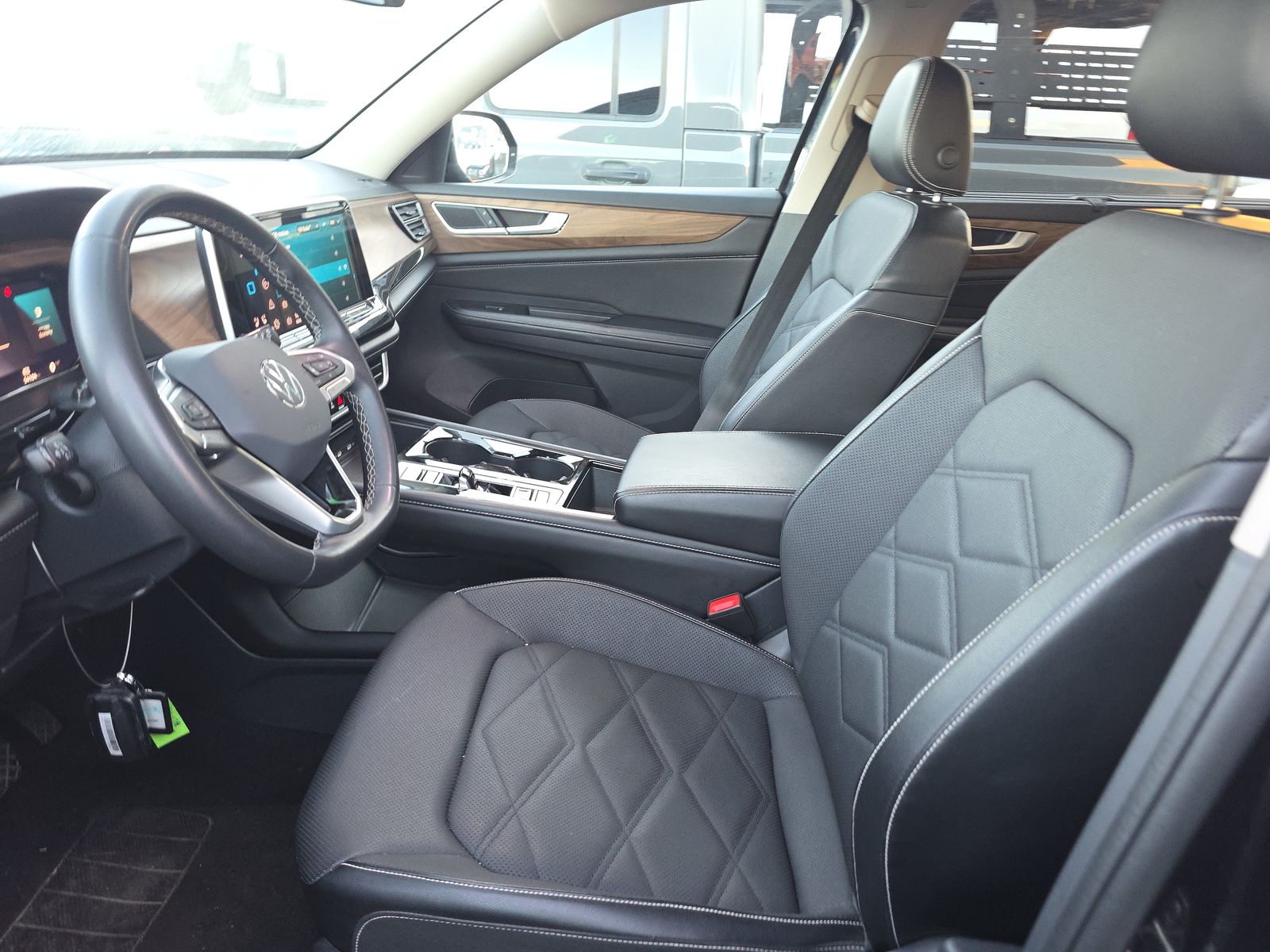 2024 Volkswagen Atlas 2.0T SE AWD