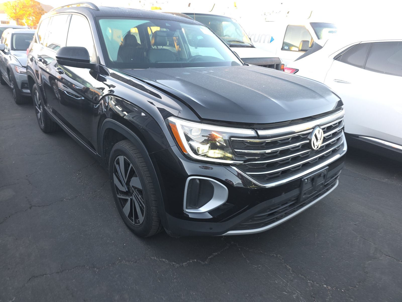 2024 Volkswagen Atlas 2.0T SE AWD