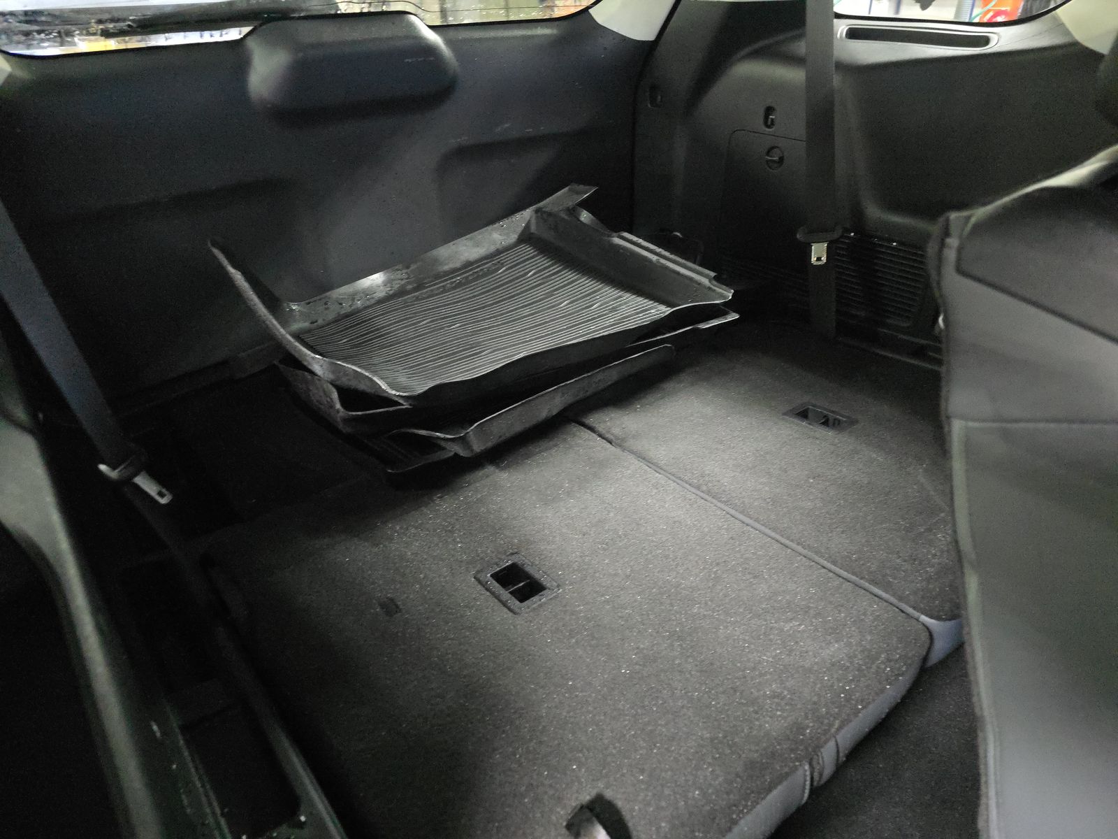 2025 Ford Explorer Active AWD