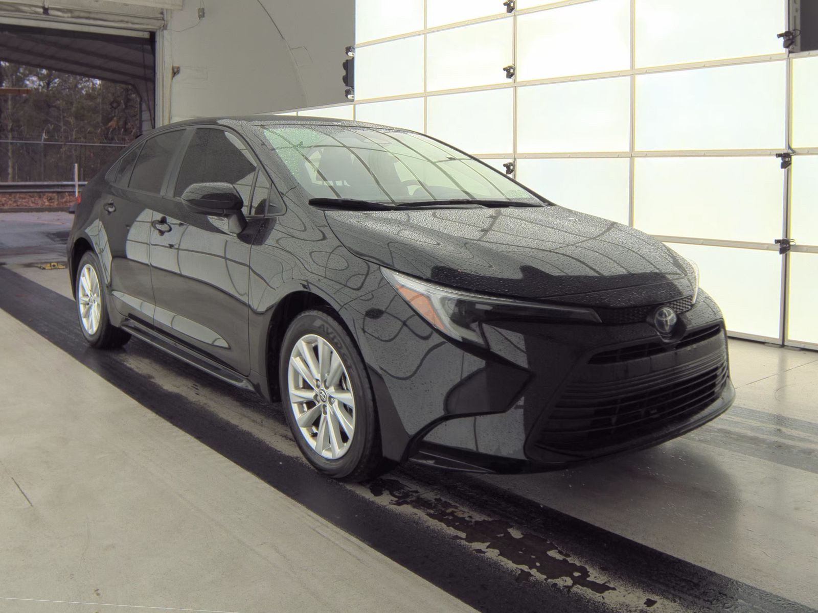 2025 Toyota Corolla Hybrid LE FWD