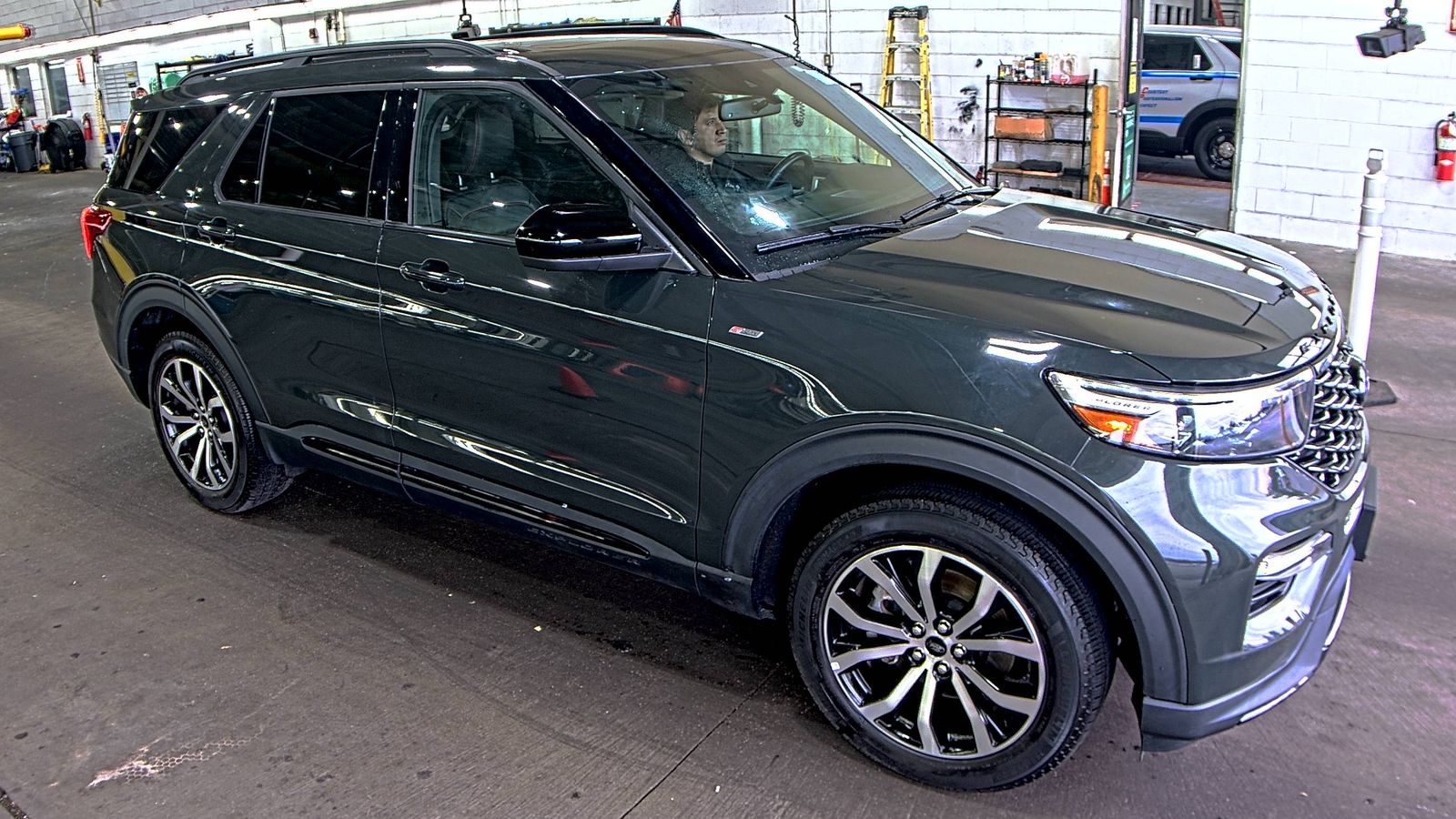 2022 Ford Explorer ST-Line AWD