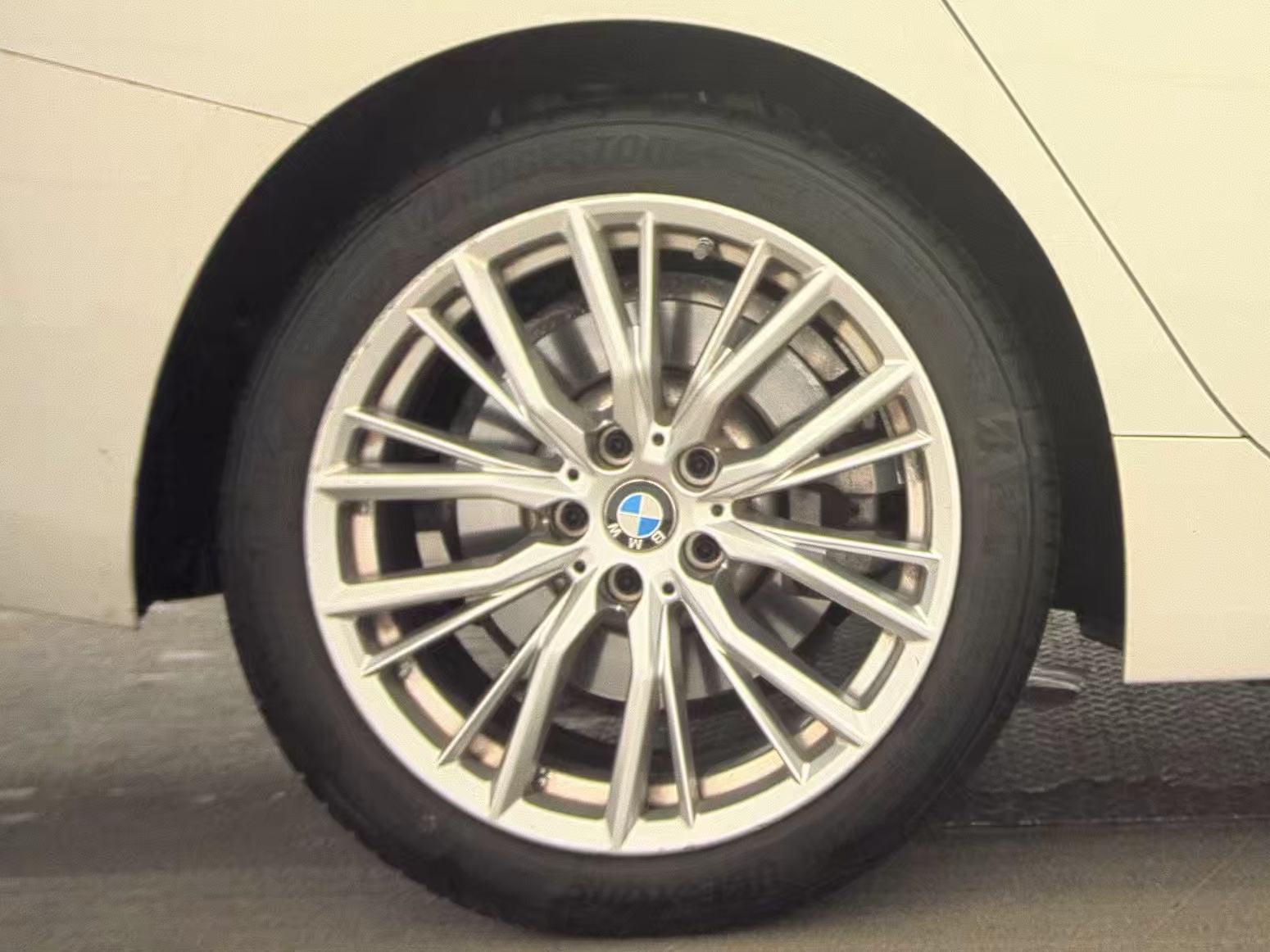 2023 BMW 3 Series 330i xDrive AWD