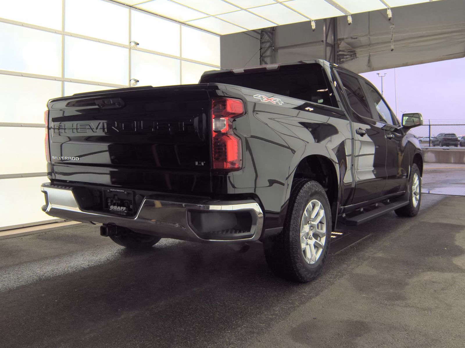 2022 Chevrolet Silverado 1500 LT AWD