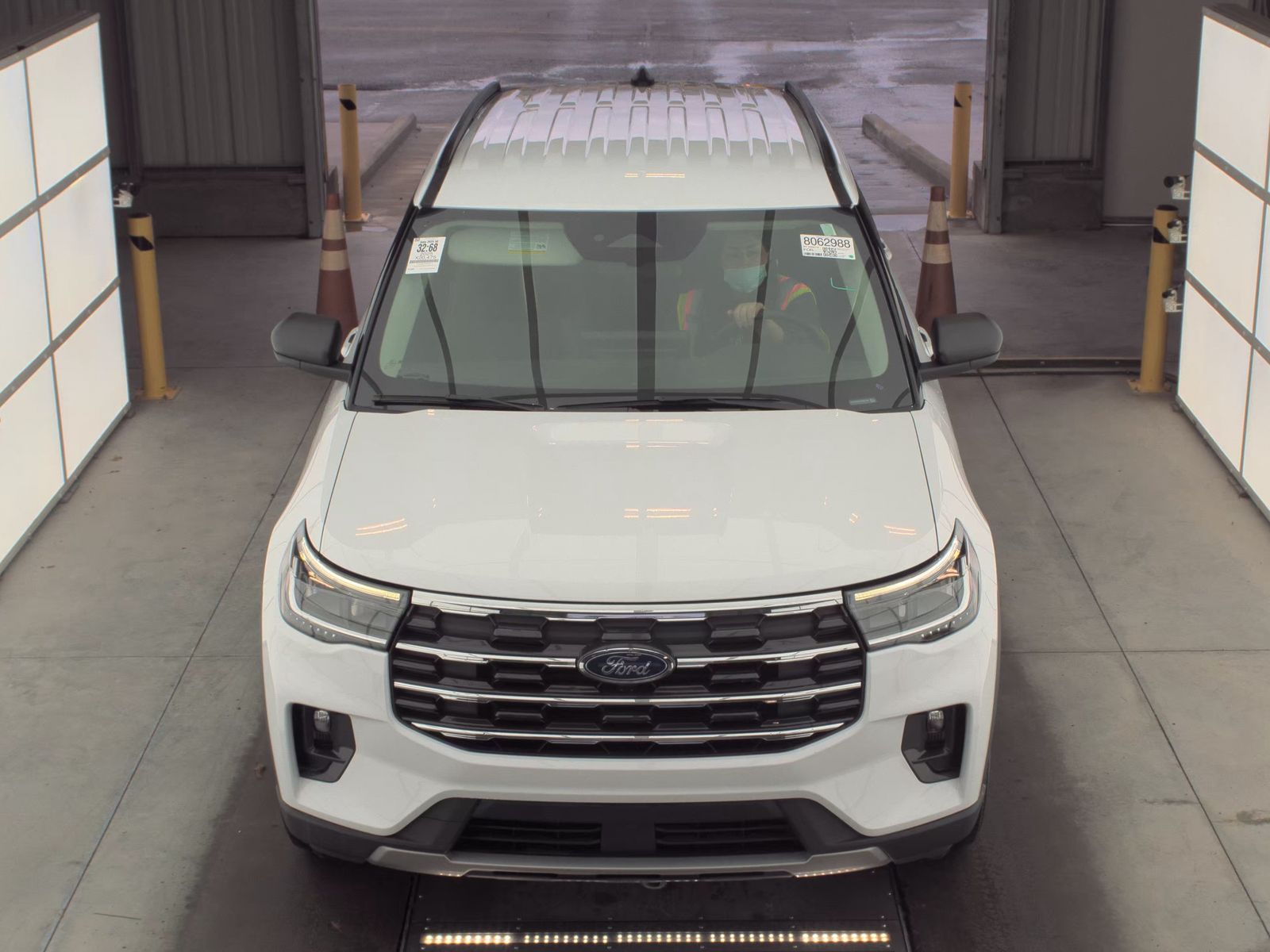 2025 Ford Explorer Active AWD