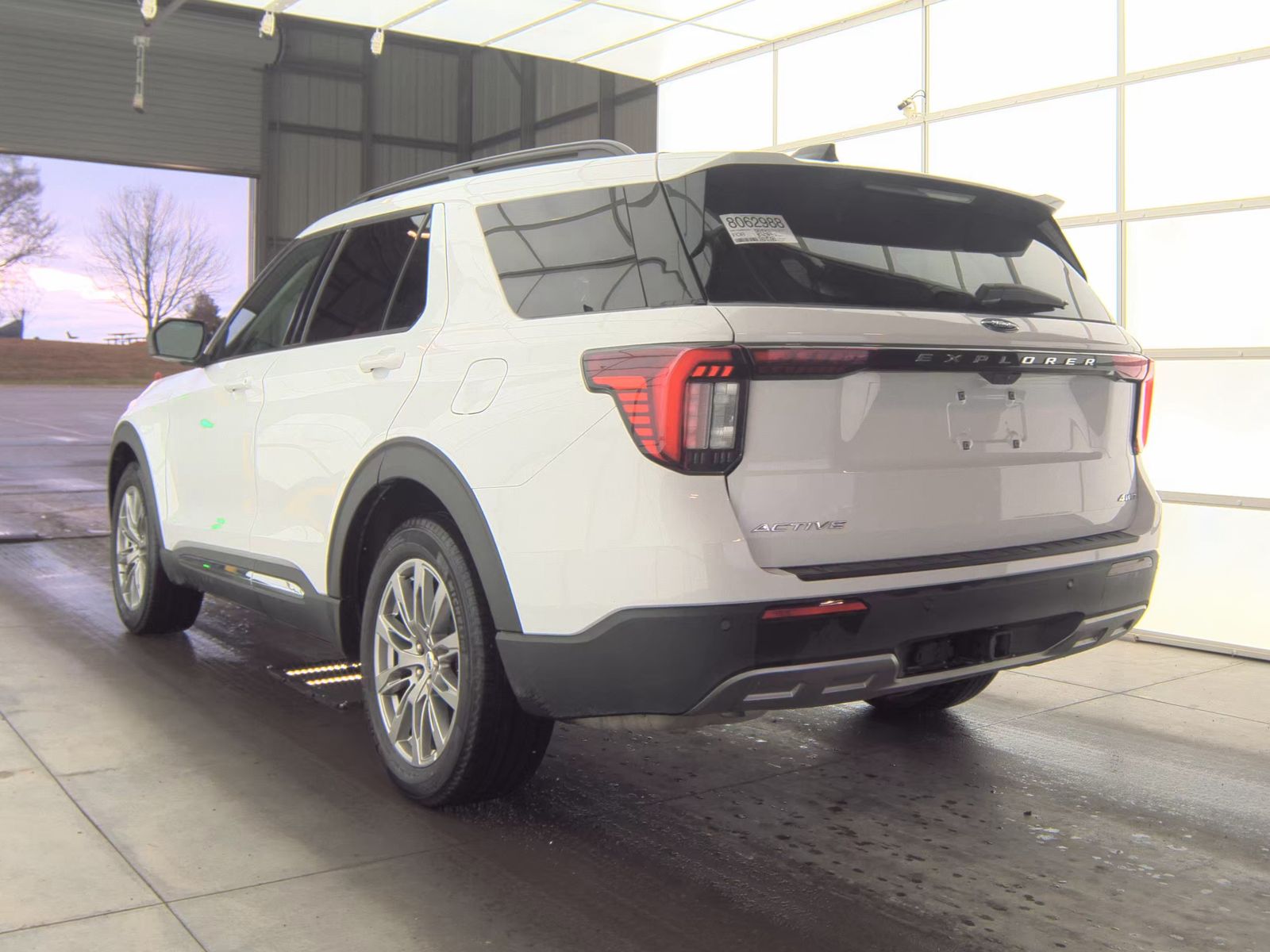 2025 Ford Explorer Active AWD