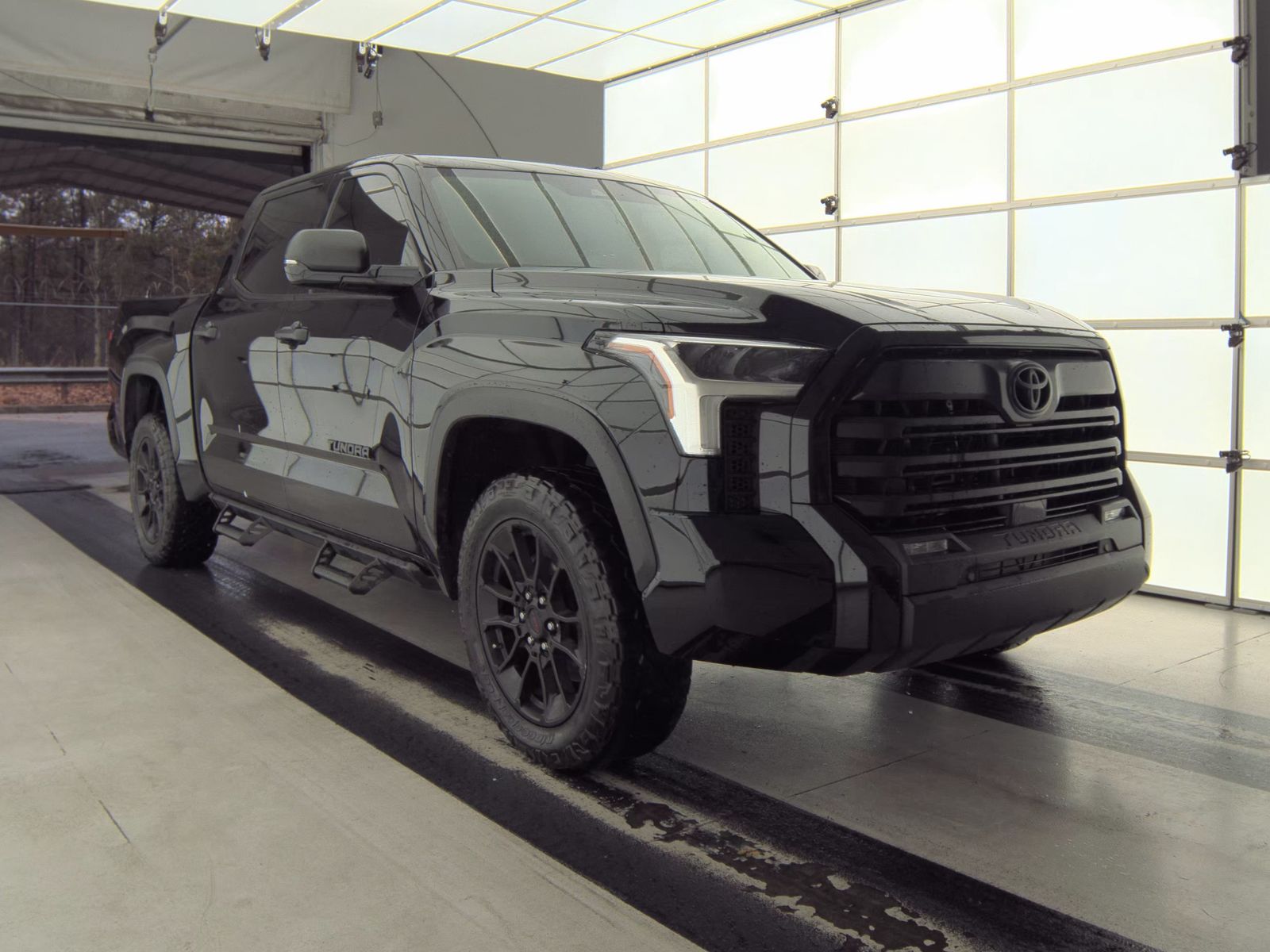 2024 Toyota Tundra SR5 AWD