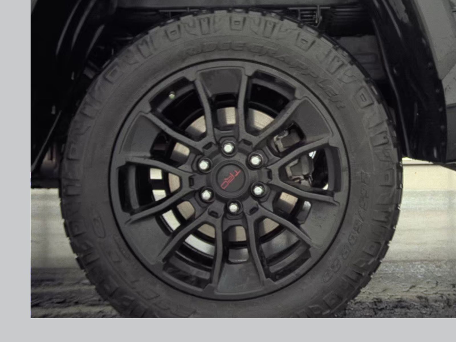 2024 Toyota Tundra SR5 AWD