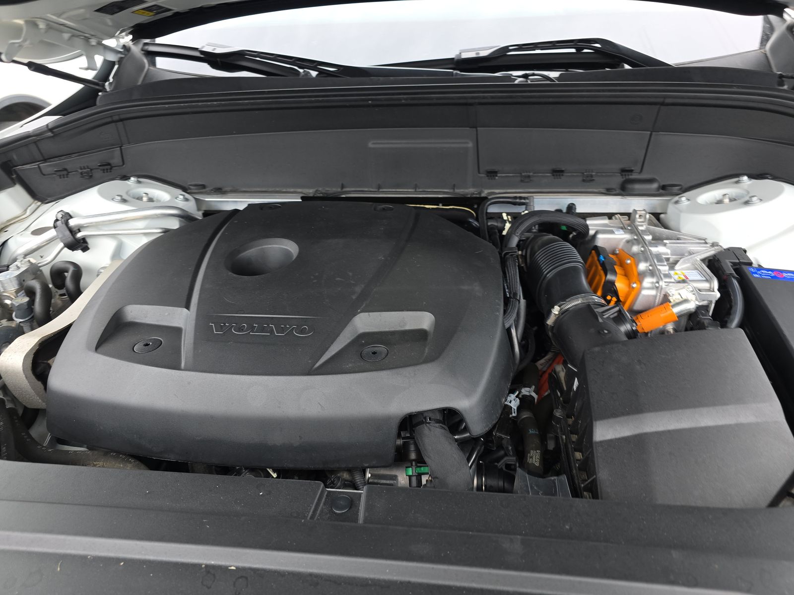 2024 Volvo XC90 Recharge T8 Ultimate AWD