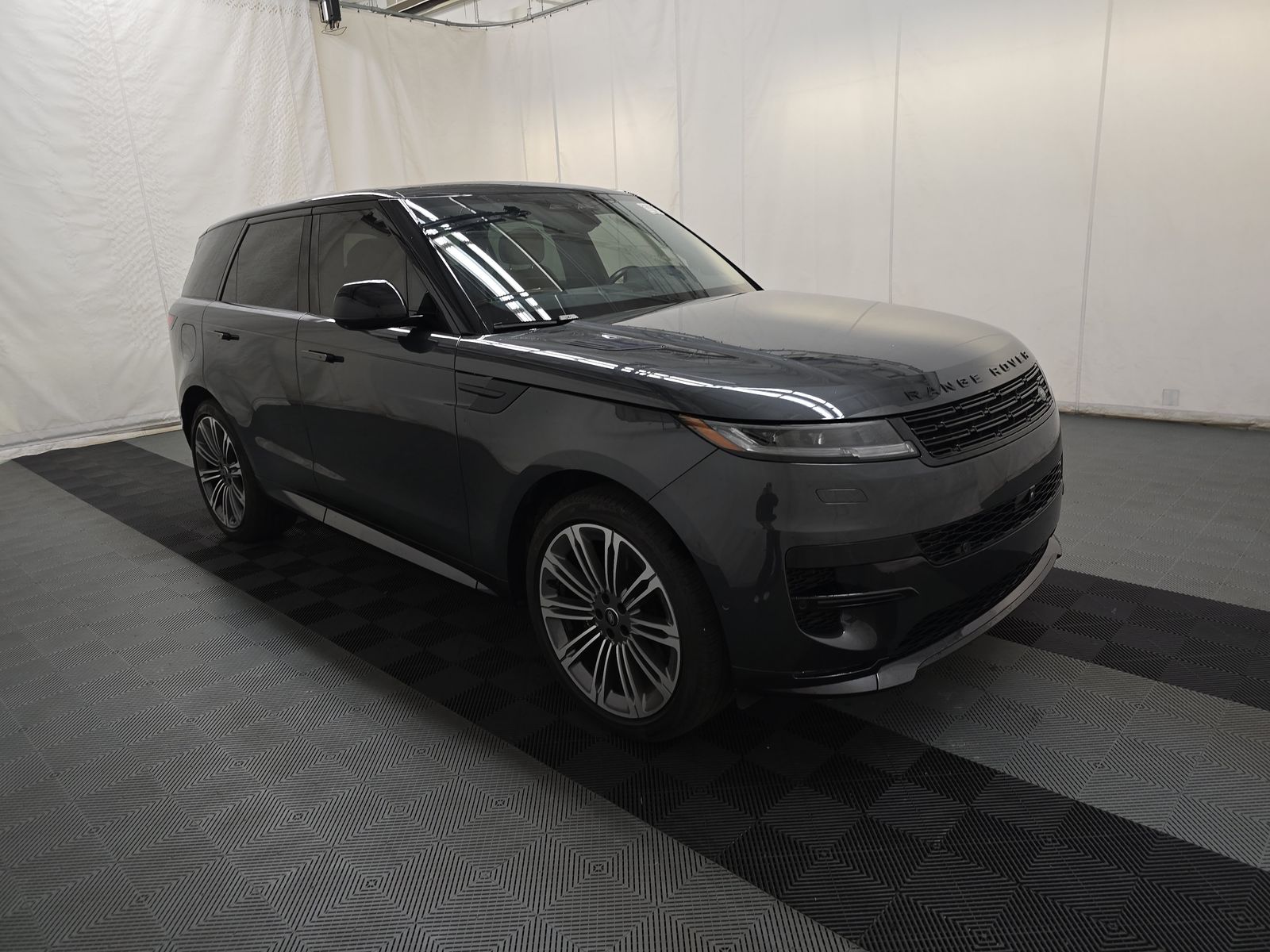 2024 Land Rover Range Rover Sport Dynamic SE AWD