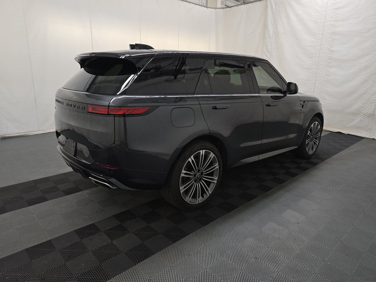 2024 Land Rover Range Rover Sport Dynamic SE AWD