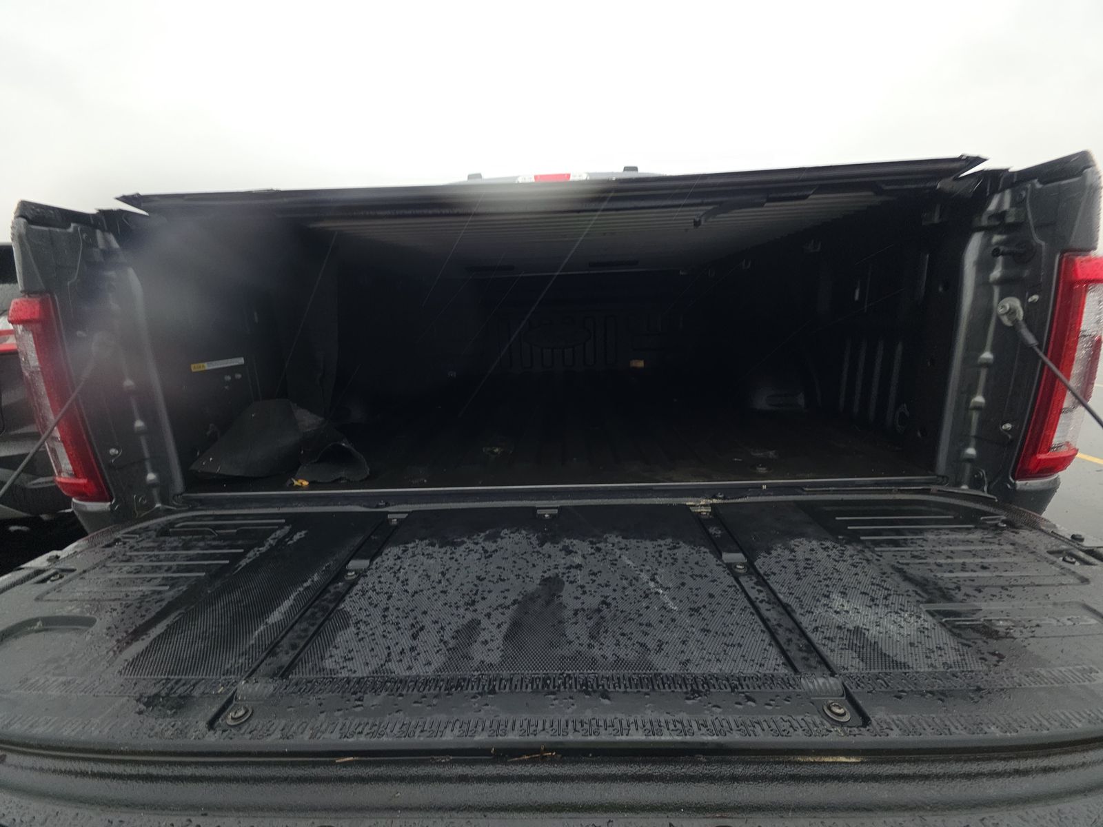 2023 Ford F-150 Hybrid Lariat AWD