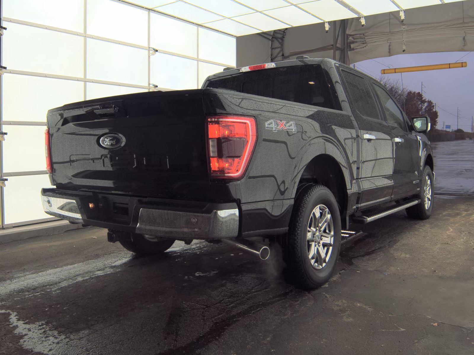 2023 Ford F-150 Hybrid XLT AWD
