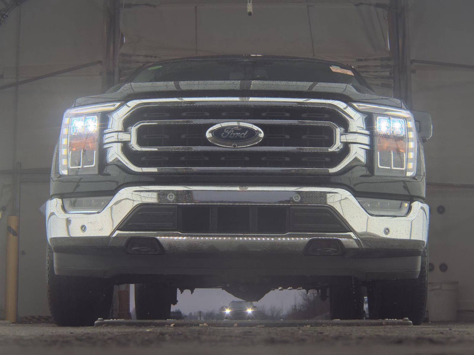 2023 Ford F-150 Hybrid XLT AWD