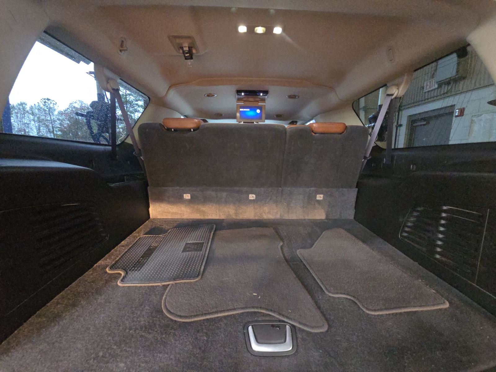 2017 Cadillac Escalade ESV Premium Luxury AWD