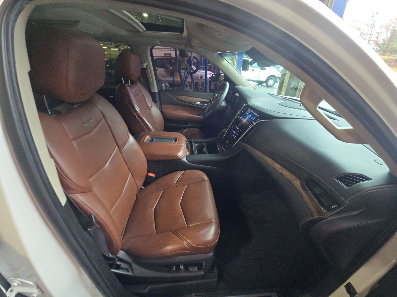 2017 Cadillac Escalade ESV Premium Luxury AWD