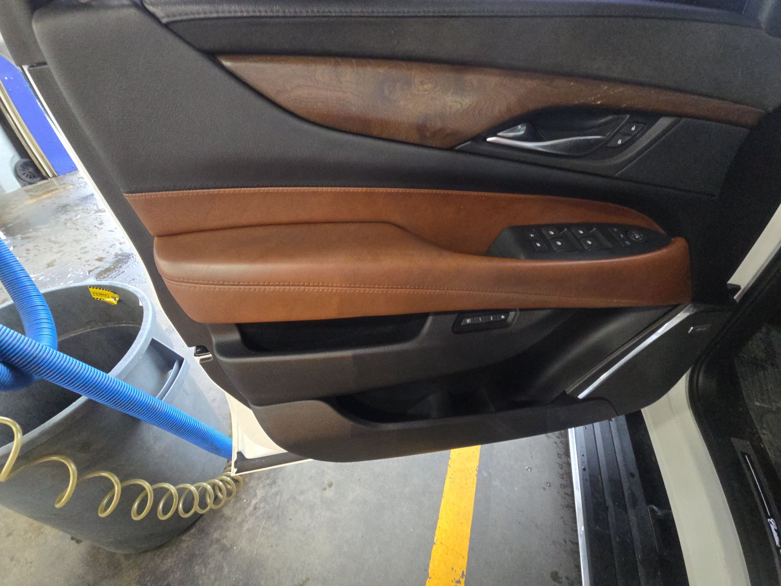 2017 Cadillac Escalade ESV Premium Luxury AWD