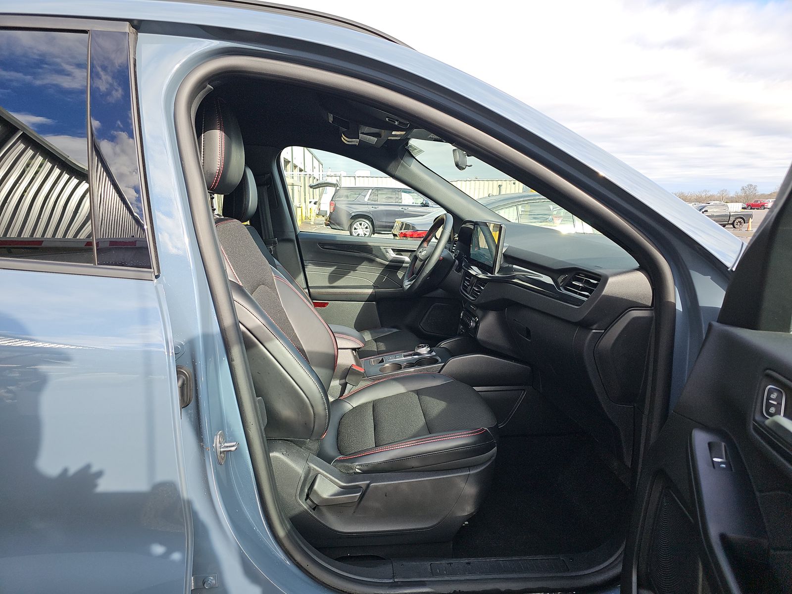 2025 Ford Escape Hybrid ST-Line Elite AWD