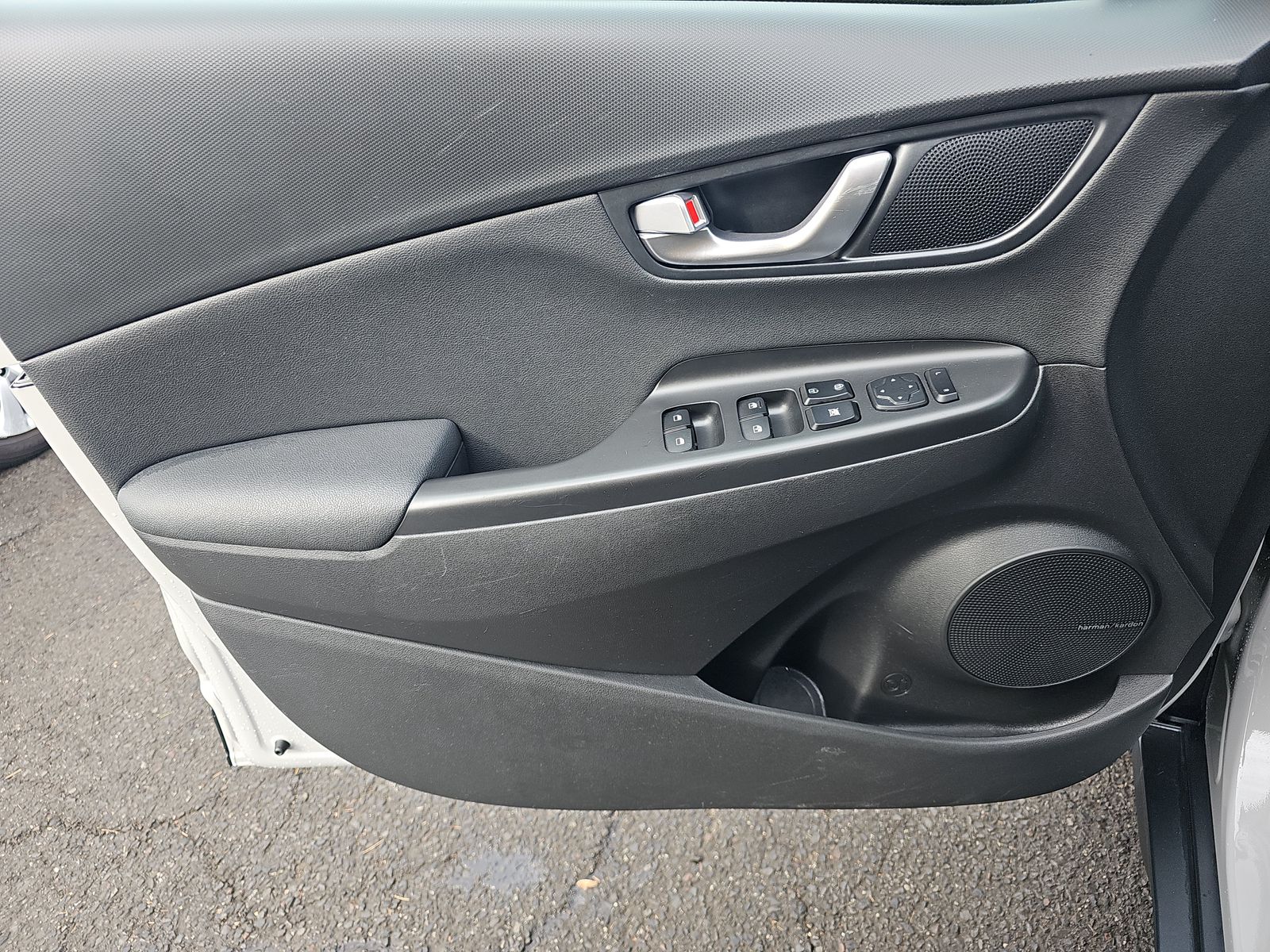 2023 Hyundai Kona Limited AWD