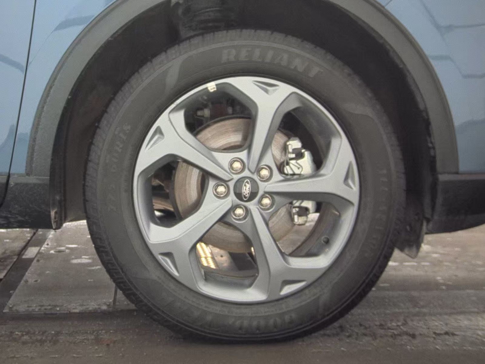 2025 Ford Escape Hybrid ST-Line Elite AWD