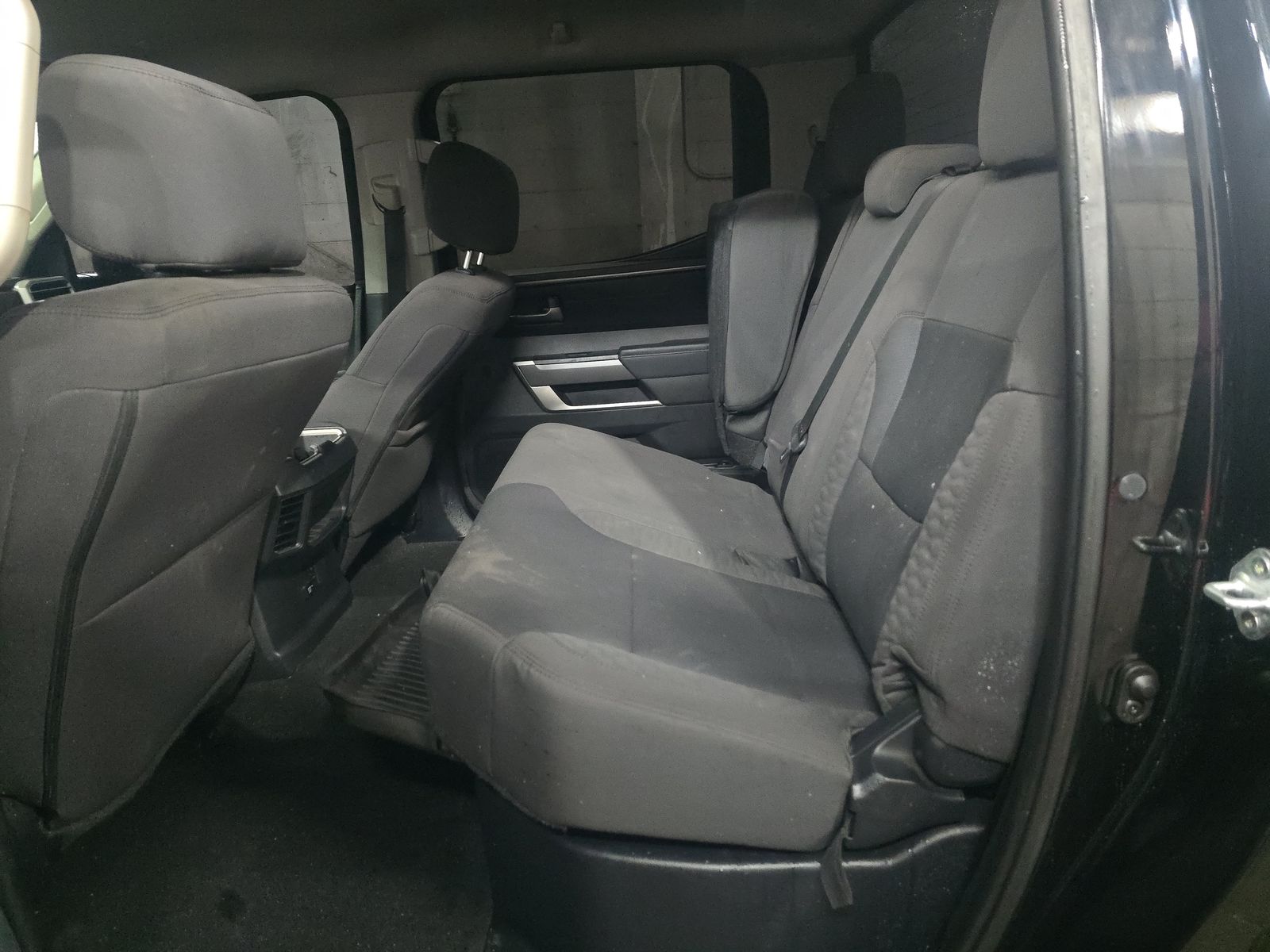 2024 Toyota Tundra SR5 AWD