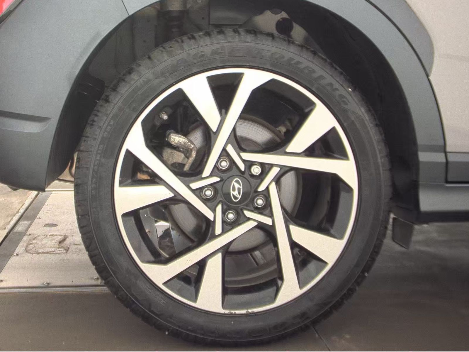 2023 Hyundai Kona Limited AWD