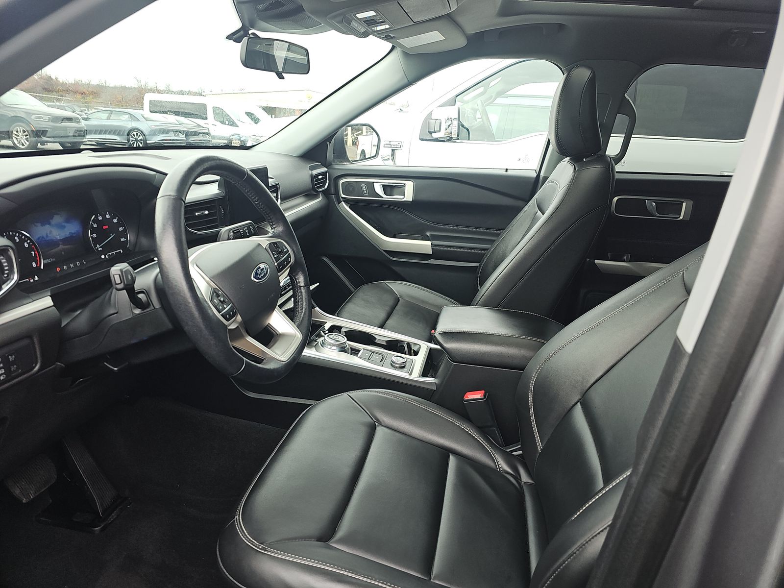 2022 Ford Explorer XLT AWD