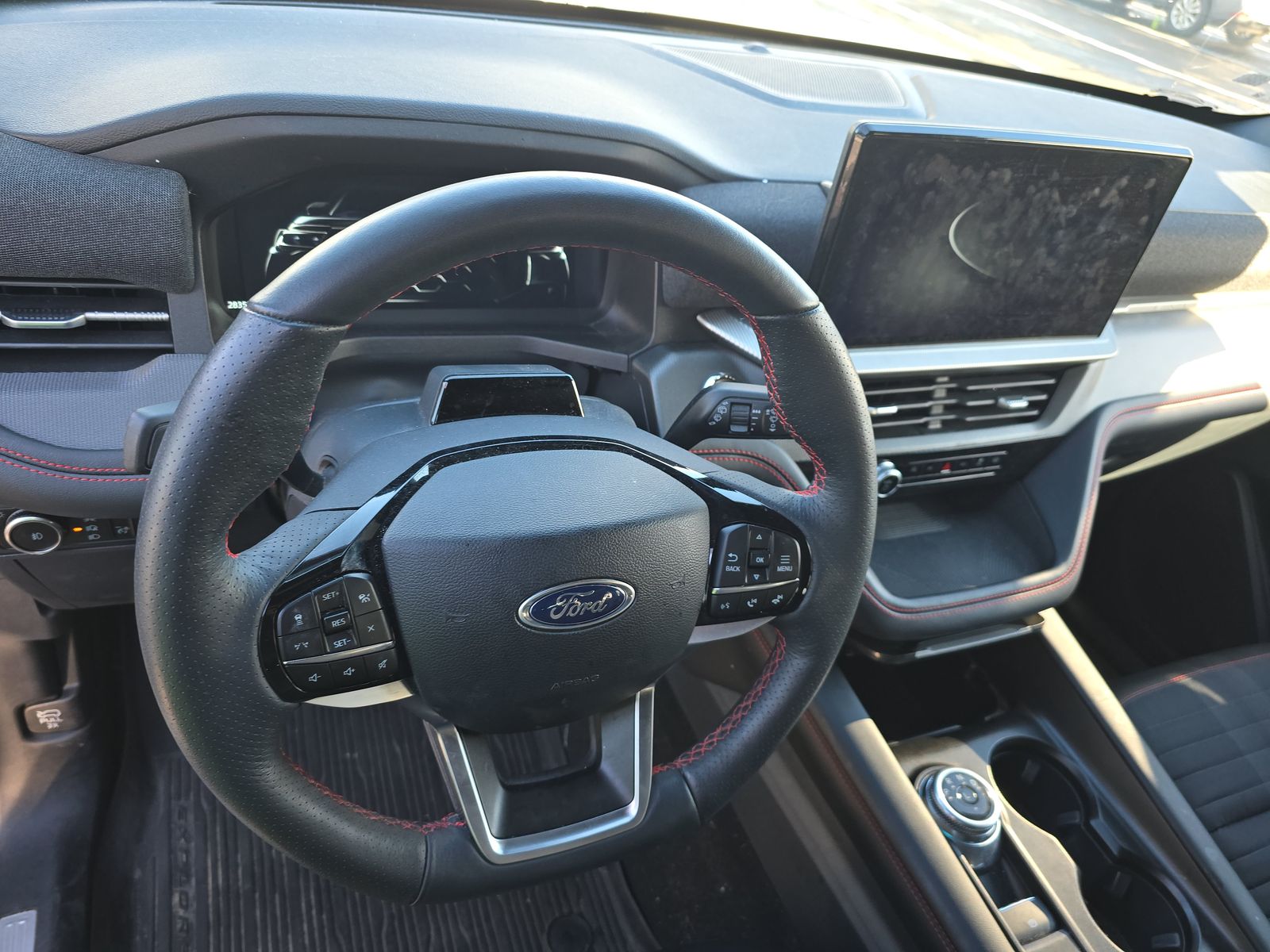 2025 Ford Explorer ST-Line AWD