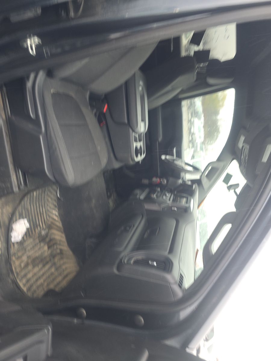 2022 Chevrolet Silverado 1500 Custom Trail Boss AWD