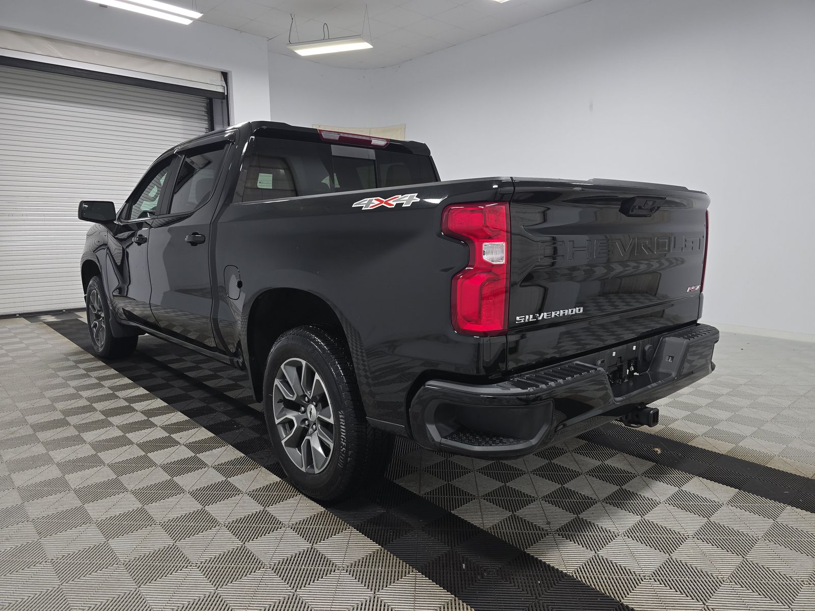 2025 Chevrolet Silverado 1500 RST AWD