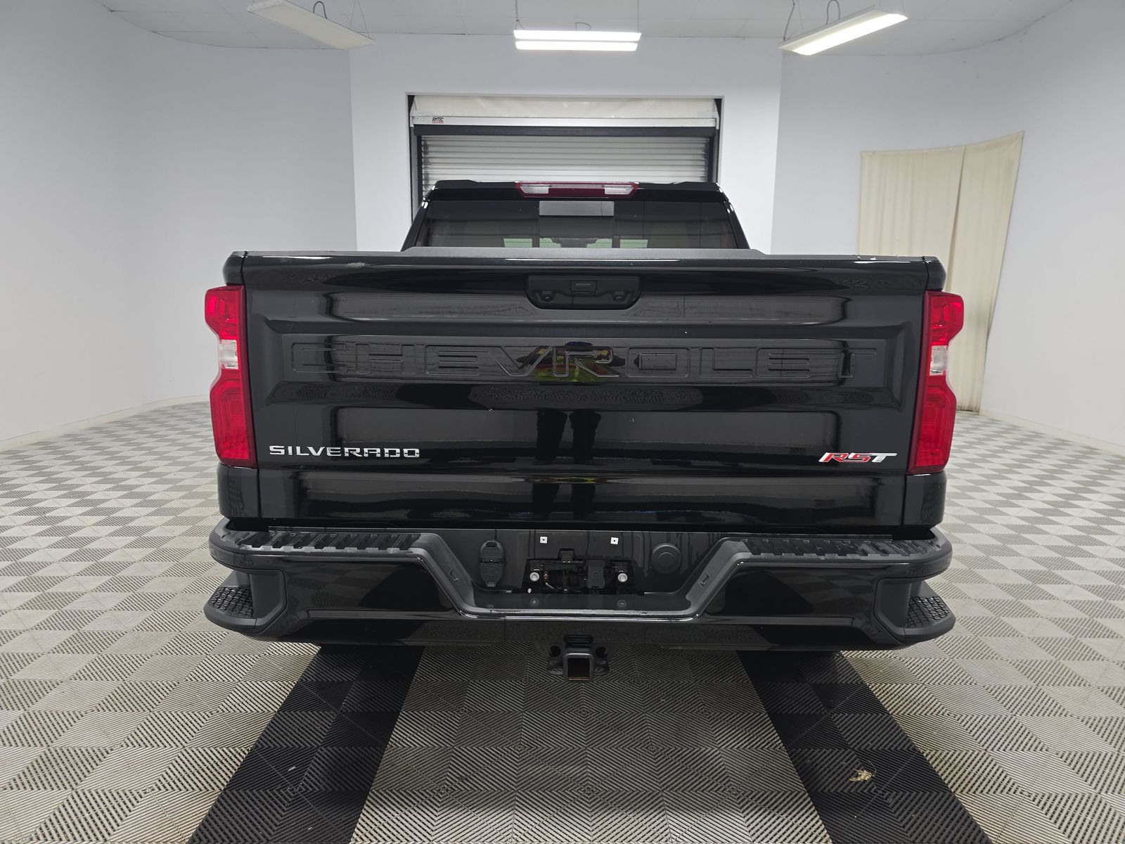 2025 Chevrolet Silverado 1500 RST AWD