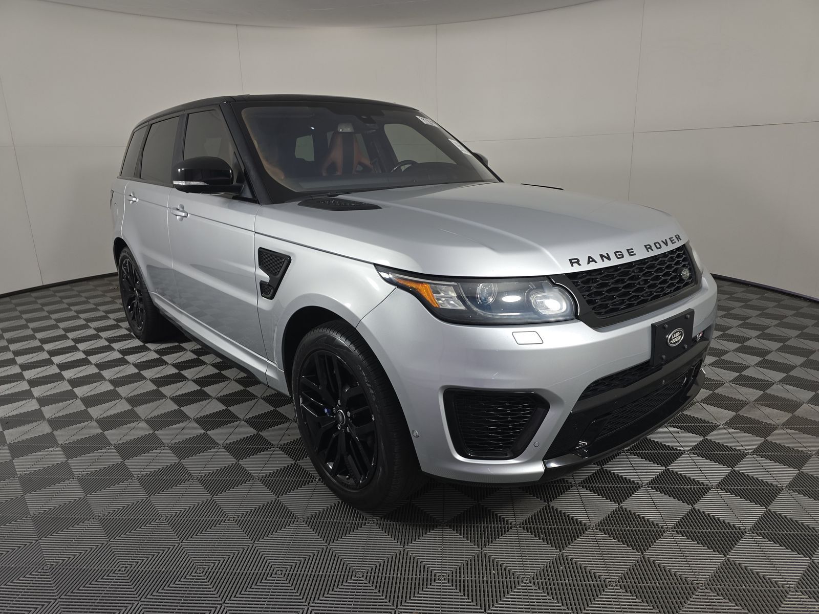 2016 Land Rover Range Rover Sport SVR AWD