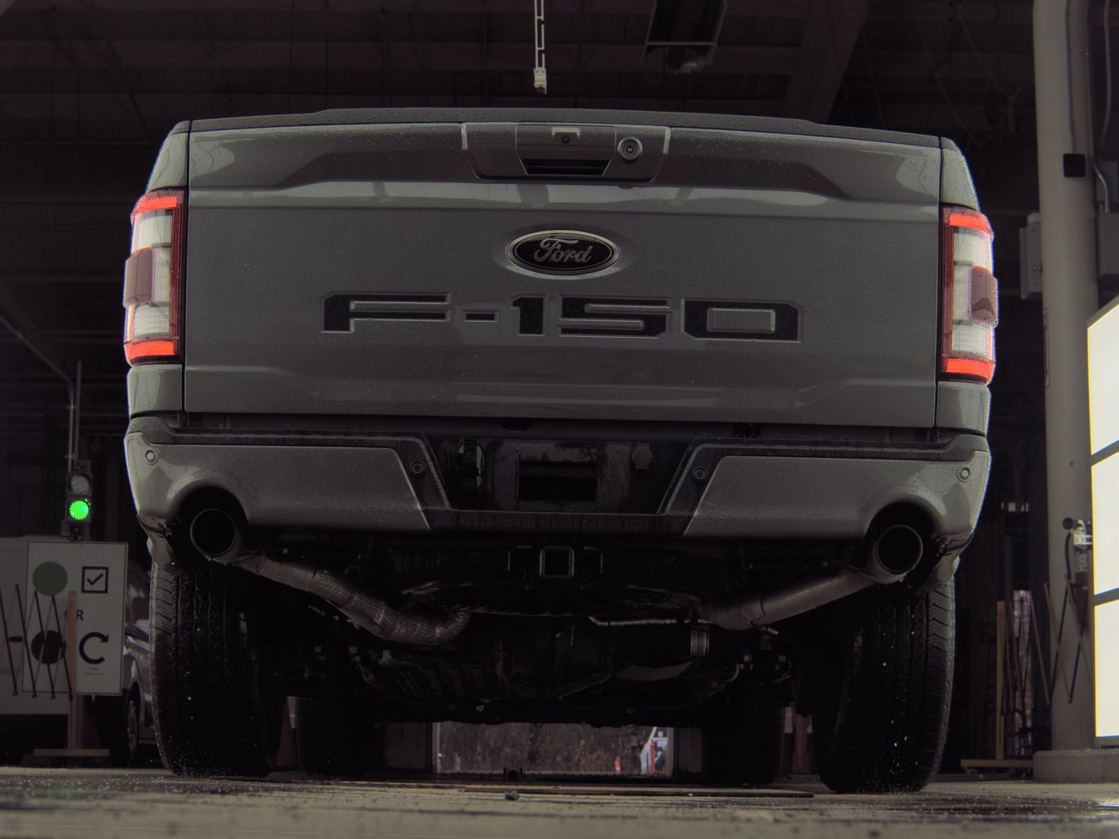 2023 Ford F-150 Hybrid Lariat AWD