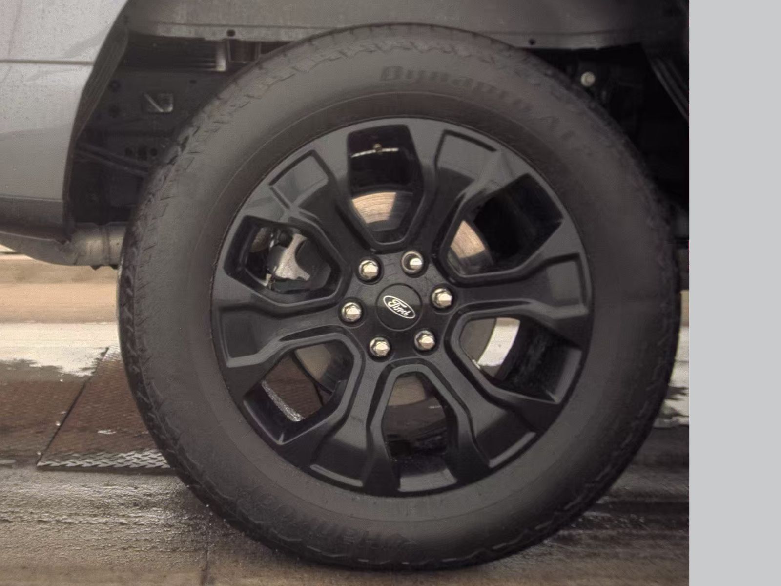 2023 Ford F-150 Hybrid Lariat AWD