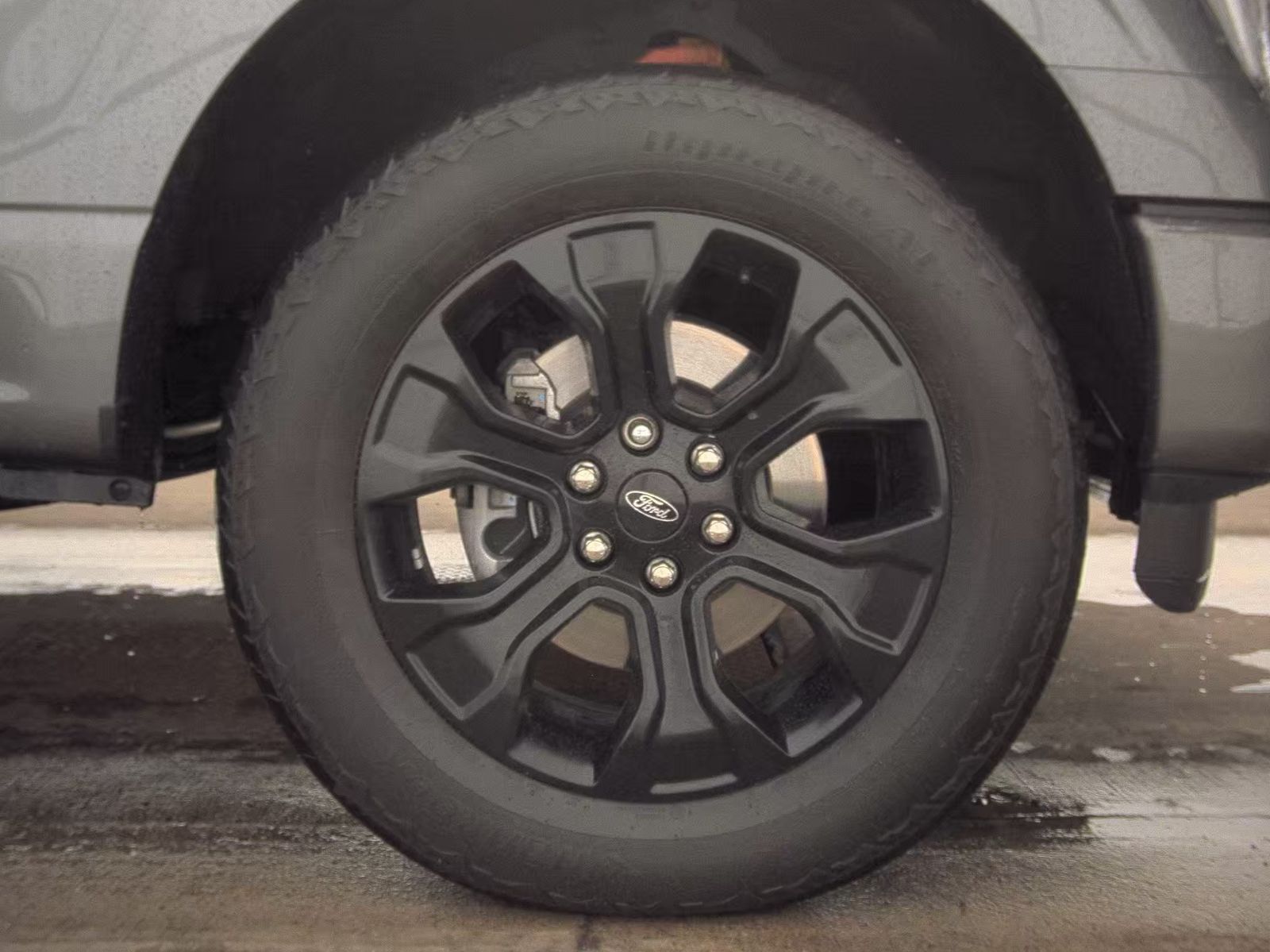 2023 Ford F-150 Hybrid Lariat AWD