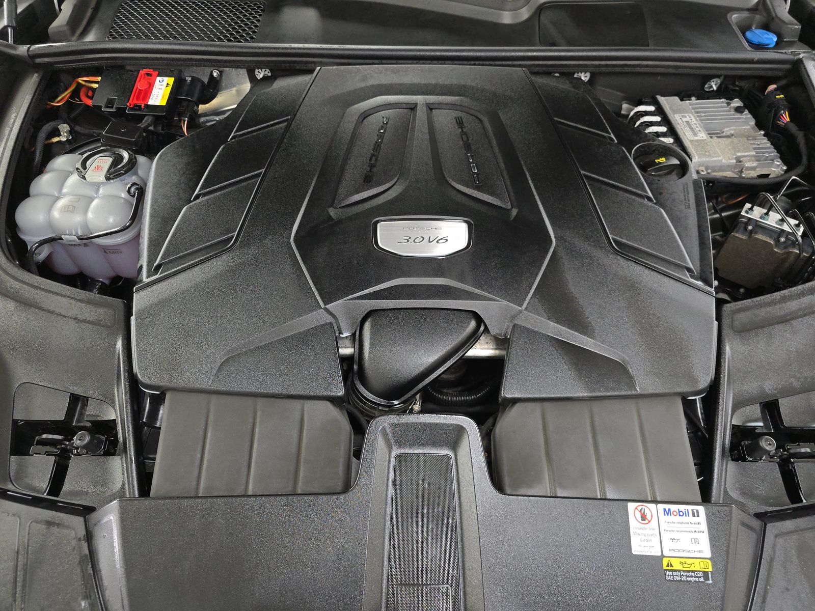 2022 Porsche Cayenne Base AWD