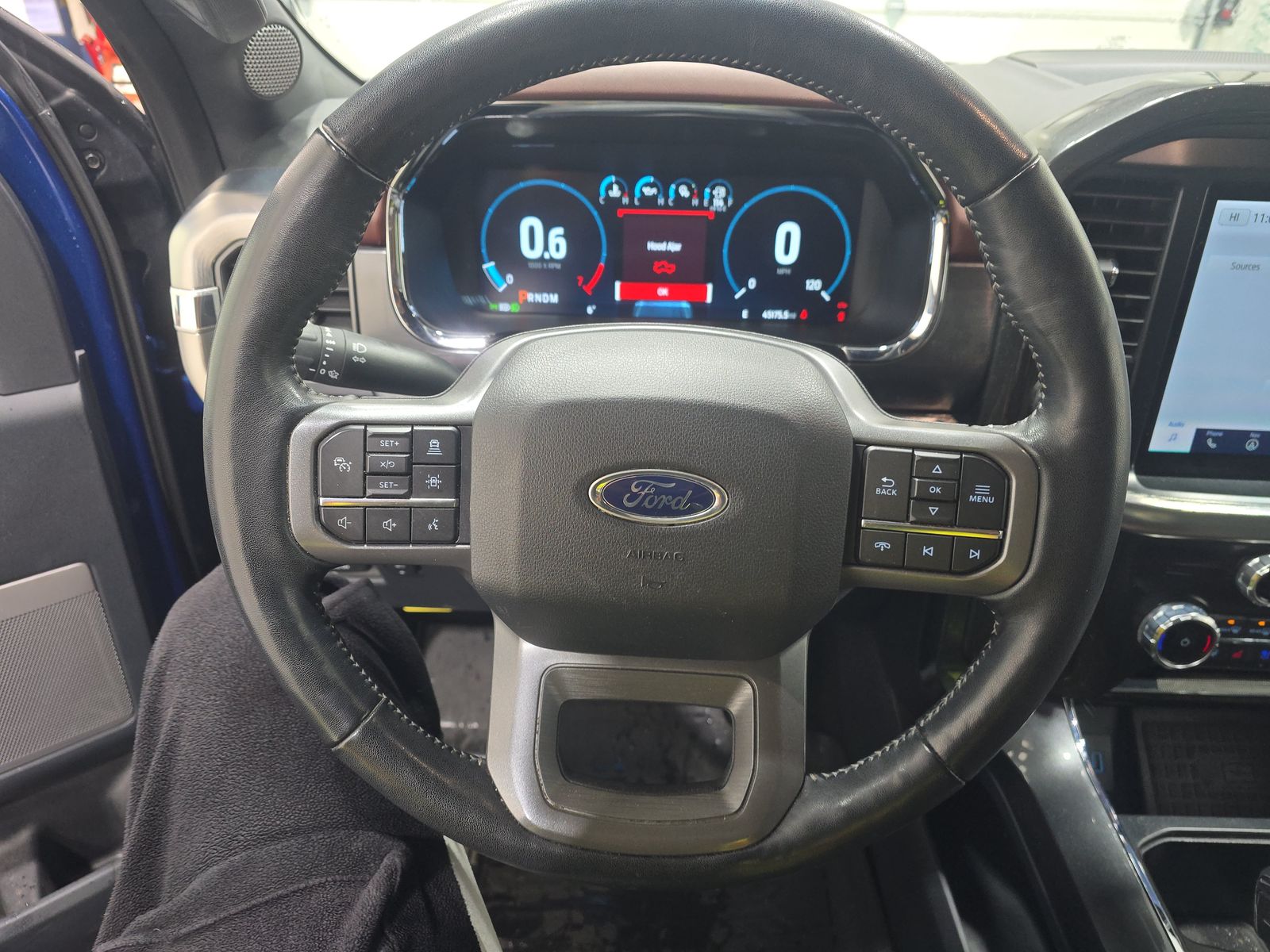 2022 Ford F-150 Lariat AWD